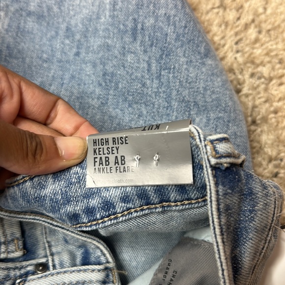 Kut from the Kloth Kelsey High Rise Ankle Flare Size 16 NWT - Picture 7 of 12